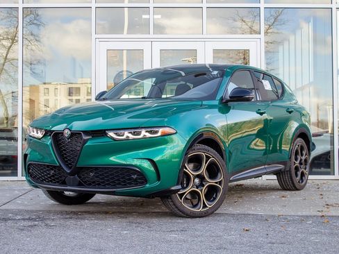 New 2025 Alfa Romeo Tonale image 1