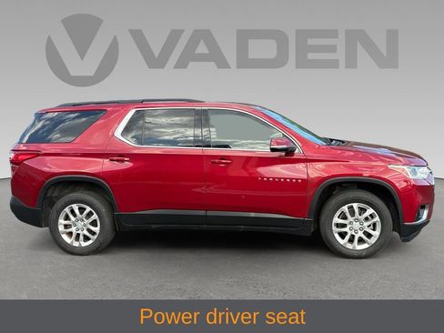 Used 2020 Chevrolet Traverse LT FWD image 7