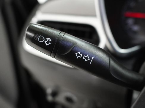 Used 2019 Chevrolet Equinox LT image 20