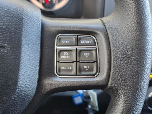 Used 2019 RAM 1500 Express w/ Express Value Package AWD/4WD image 26
