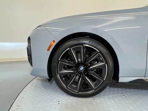 New 2026 BMW i7 xDrive60 w/ Executive Package image 10