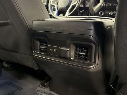 Used 2021 Chevrolet Silverado 1500 LT Trail Boss w/ LPO, Dark Essentials Package image 36