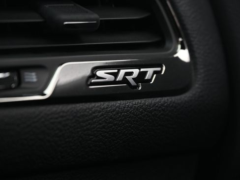 Used 2015 Dodge Challenger SRT Hellcat image 30