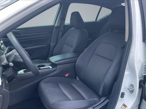 Certified 2025 Nissan Altima 2.5 S FWD image 25