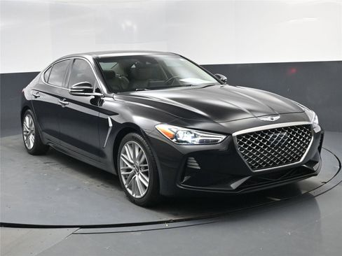 Used 2021 Genesis G70 2.0T w/ Elite Package image 17