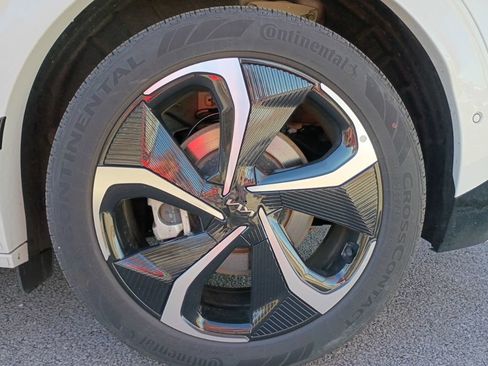 Used 2024 Kia EV6 GT-Line image 9