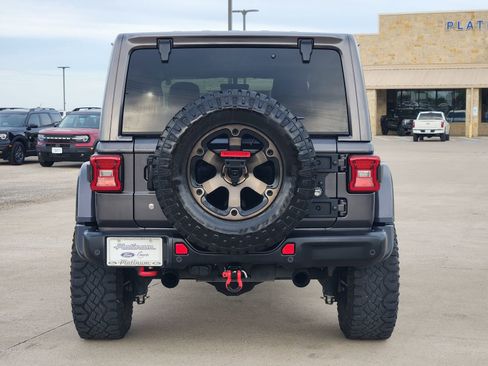 Used 2018 Jeep Wrangler Unlimited Rubicon w/ Dual Top Group image 8