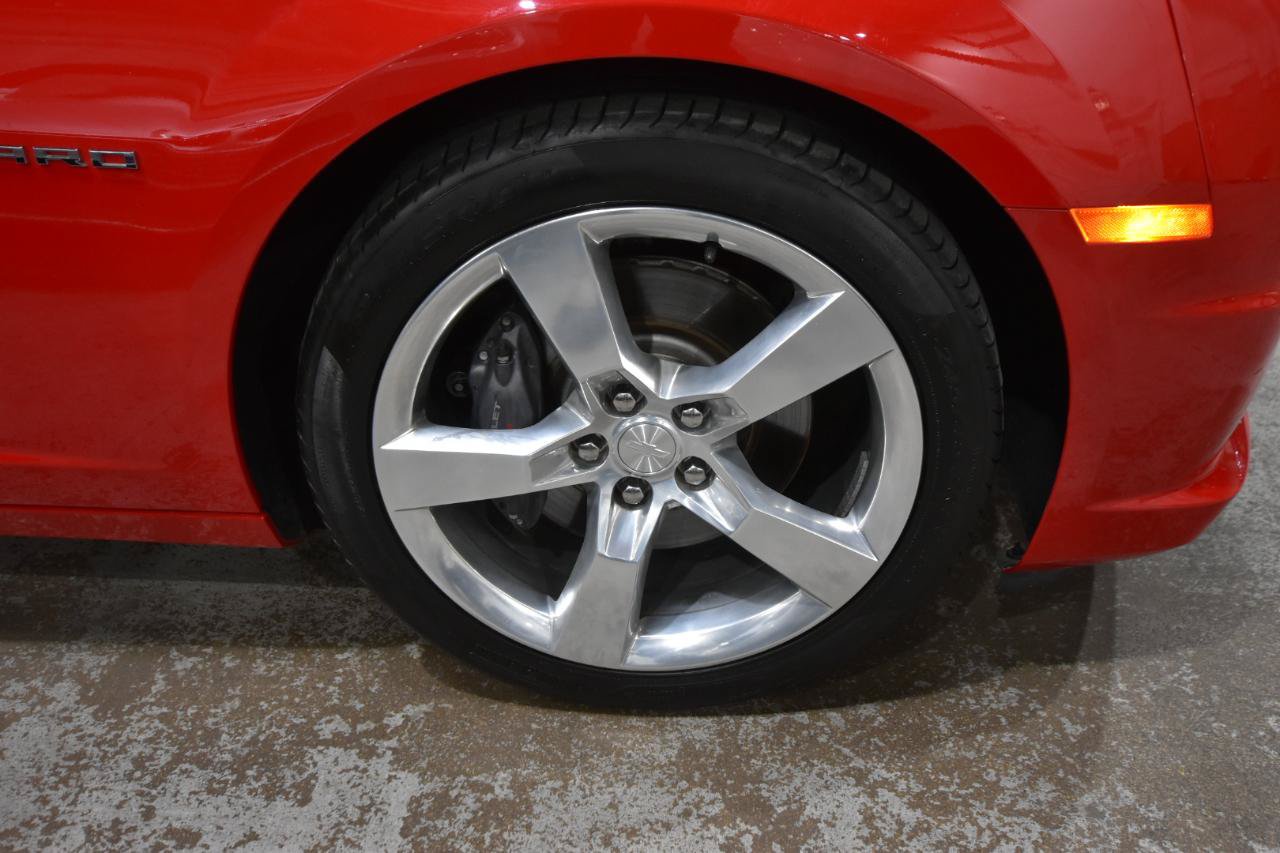 Used 2010 Chevrolet Camaro SS w/ RS Package RWD image 48