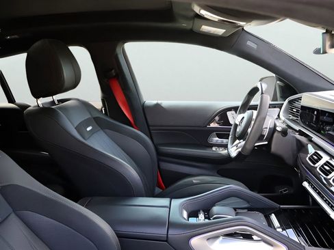 Used 2021 Mercedes-Benz GLE 53 AMG 4MATIC Coupe image 11