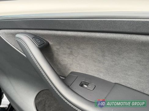 Used 2023 Tesla Model Y Performance AWD/4WD image 17