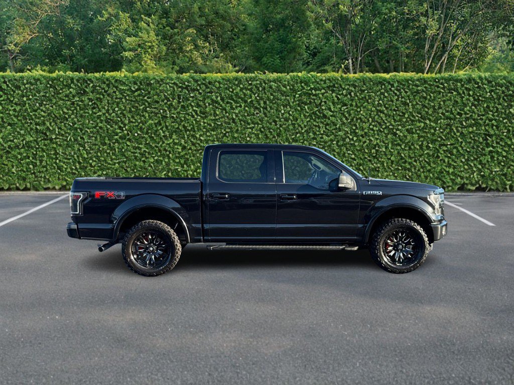 Used 2015 Ford F150 XLT w/ Equipment Group 302A Luxury AWD/4WD image 2