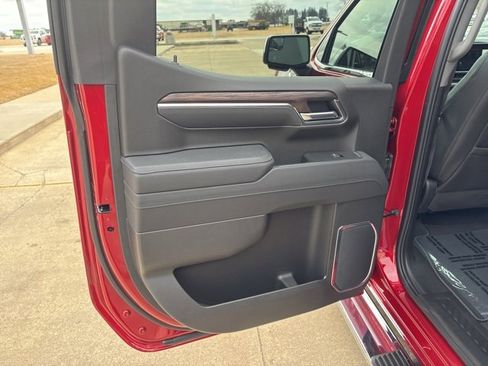 Used 2026 GMC Sierra 1500 SLT w/ SLT Premium Package image 15