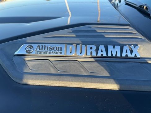 Used 2022 Chevrolet Silverado 2500 High Country image 17