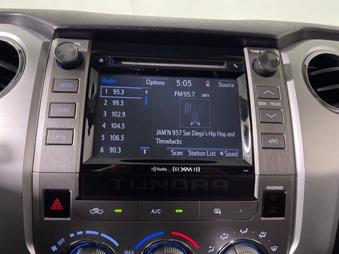 Used 2016 Toyota Tundra SR5 w/ SR5 Upgrade Package image 20