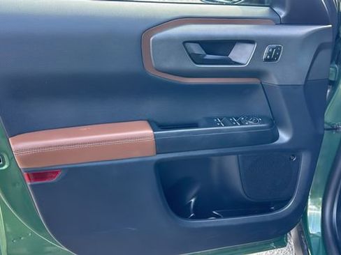 Certified 2025 Ford Bronco Sport Outer Banks w/ Outer Banks Tech Package+ AWD/4WD image 16