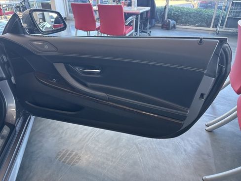 Used 2015 BMW 650i xDrive Convertible image 16