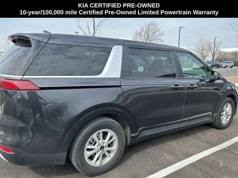 Certified 2024 Kia Carnival LX image 12