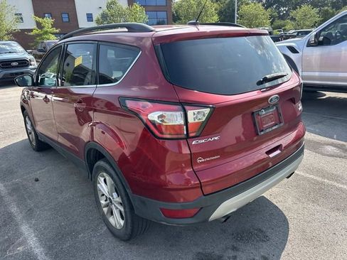 Used 2018 Ford Escape SE AWD/4WD image 8