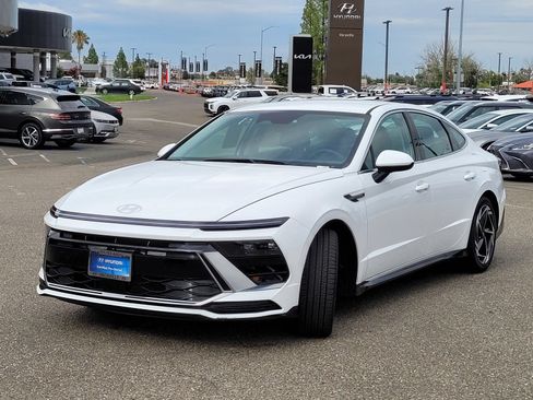 Certified 2026 Hyundai Sonata SEL FWD image 16