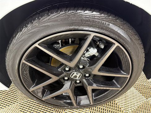 Used 2024 Honda Civic Sport Touring image 21