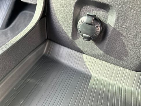 New 2026 Toyota Sienna XLE image 44