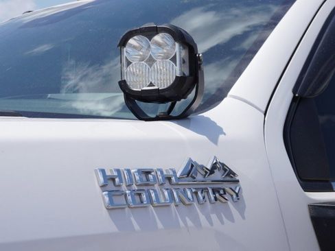 Used 2024 Chevrolet Silverado 2500 High Country w/ Technology Package image 10