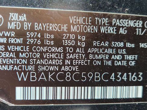 Used 2011 BMW 750Li xDrive image 48