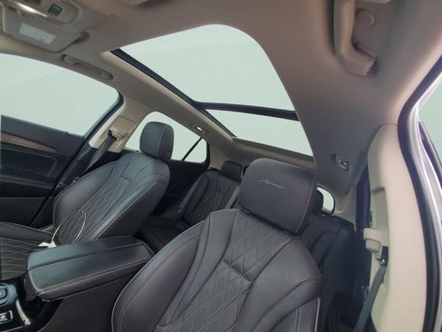Used 2023 Buick Envision Avenir FWD image 17