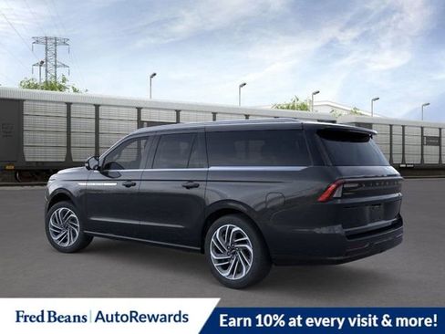 New 2026 Lincoln Navigator L Reserve AWD/4WD image 4