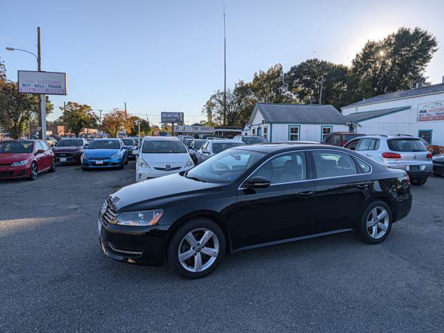 Used 2012 Volkswagen Passat 2.5 SE FWD image 2
