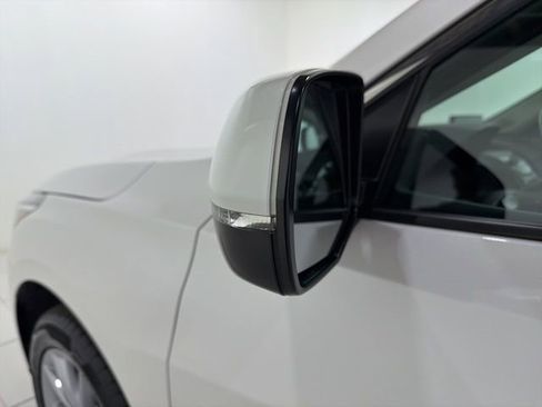 Certified 2024 Acura RDX SH-AWD image 9