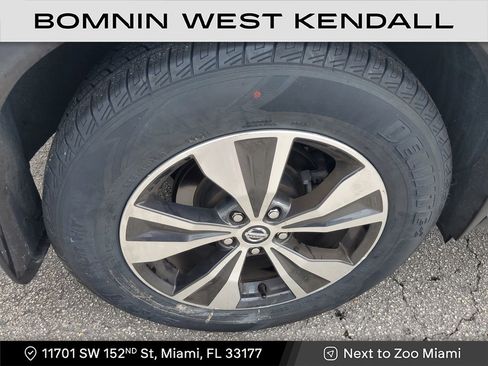 Used 2021 Nissan Murano SV image 9