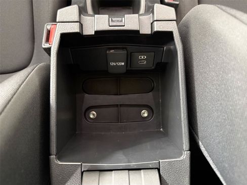 Certified 2023 Toyota Corolla Cross LE FWD image 33