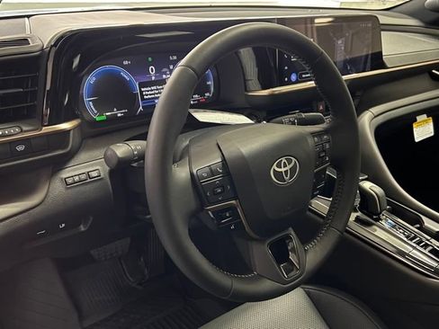 New 2026 Toyota Crown AWD/4WD image 17