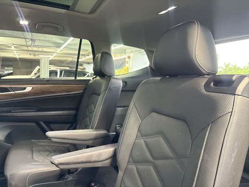 Used 2026 Volkswagen Atlas SE FWD image 22
