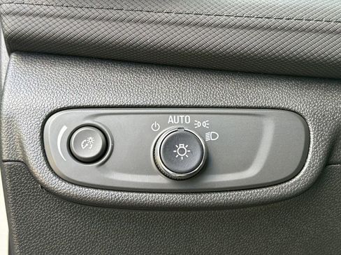 New 2026 Chevrolet TrailBlazer LS w/ LS Confidence Package FWD image 3