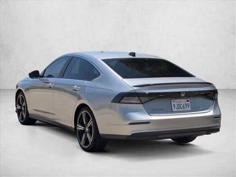 Used 2023 Honda Accord Sport image 8