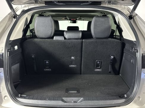 Used 2024 MAZDA CX-90 3.3 Turbo w/ Preferred Package image 28