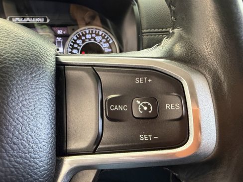 Used 2020 RAM 1500 Laramie image 15