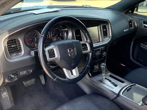 Used 2014 Dodge Charger R/T image 18