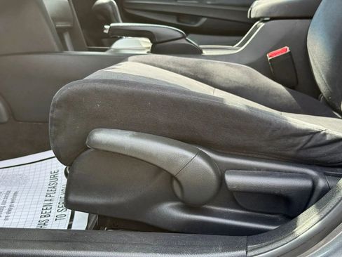 Used 2011 Honda Accord LX image 15