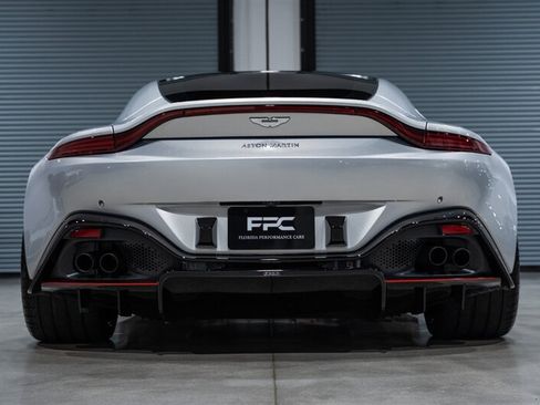 Used 2019 Aston Martin V8 Vantage Coupe RWD image 62