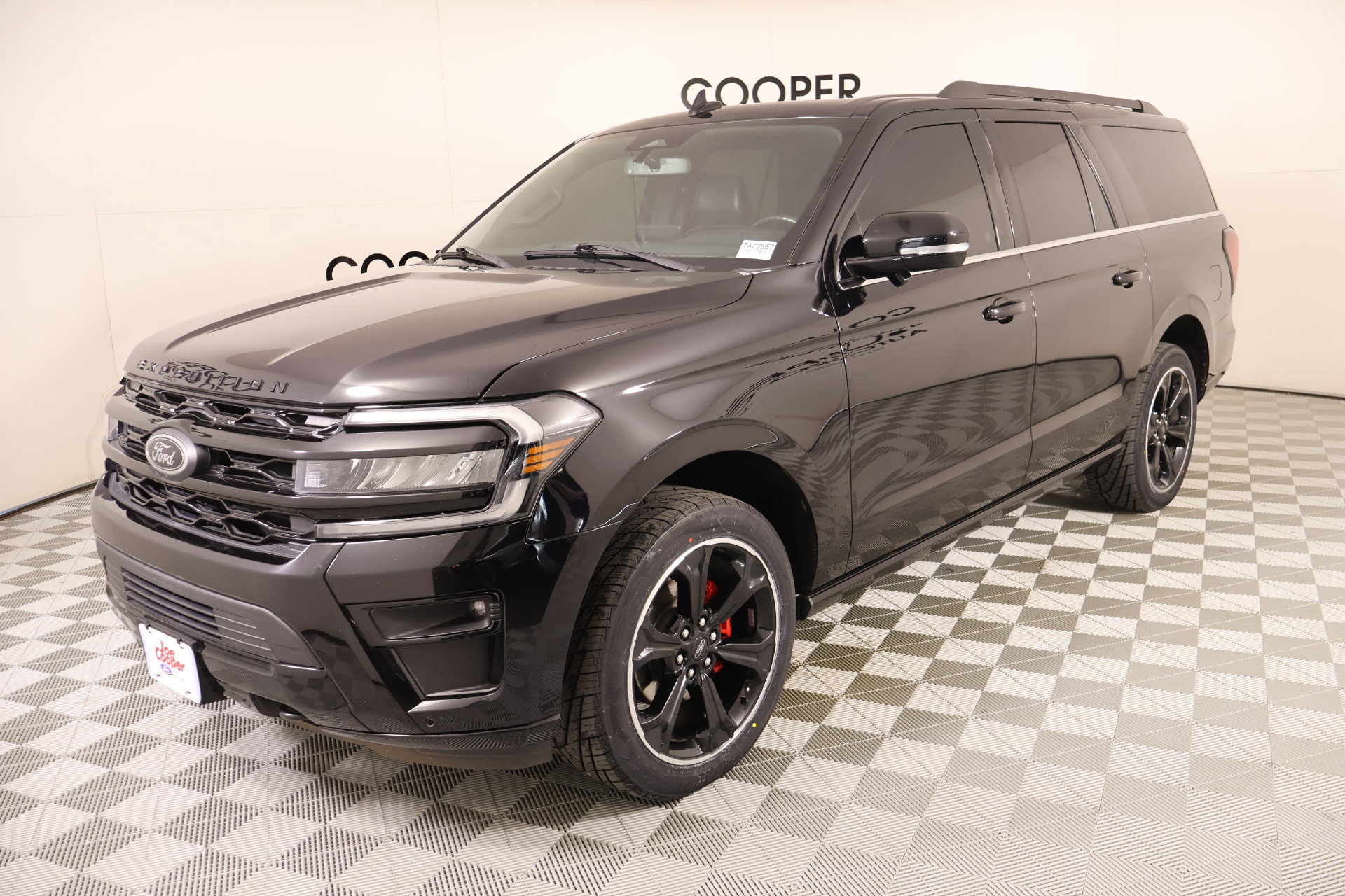 Used 2024 Ford Expedition Max Limited AWD/4WD image 10
