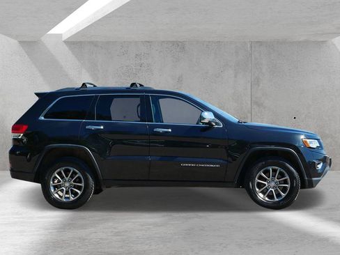 Used 2016 Jeep Grand Cherokee Limited w/ Luxury Group II AWD/4WD image 2