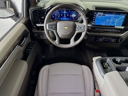New 2026 Chevrolet Silverado 1500 LT w/ Z71 Off-Road Package image 15
