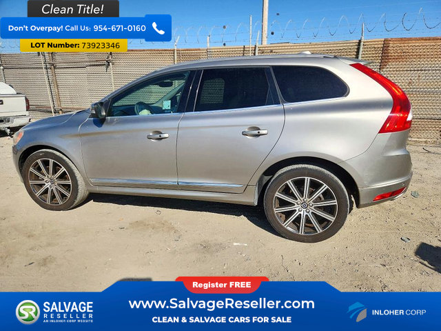 Used 2015 Volvo XC60 T6 w/ Proximity Package FWD image 3