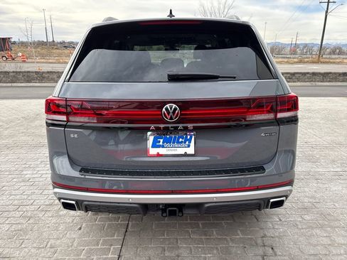 New 2026 Volkswagen Atlas Peak Edition AWD/4WD image 4