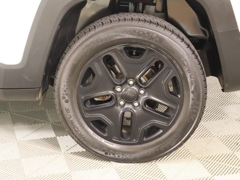 Used 2020 Jeep Renegade Sport AWD/4WD image 18