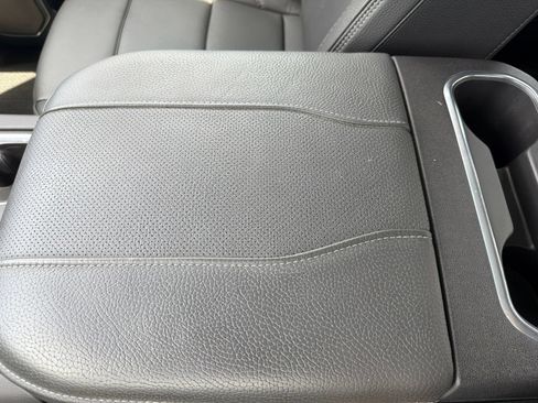 Used 2026 GMC Sierra 1500 Denali AWD/4WD image 36