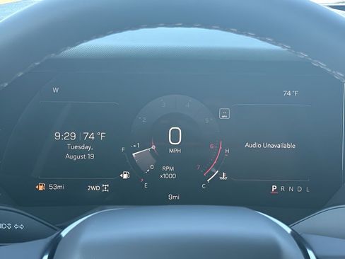 New 2026 GMC Acadia AT4 w/ Luxury Package AWD/4WD image 10